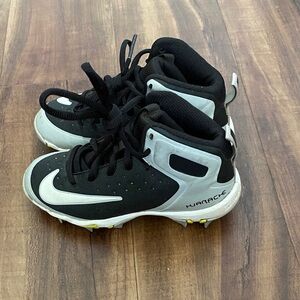 Nike Kids' Black and White Huarache Football Cleats